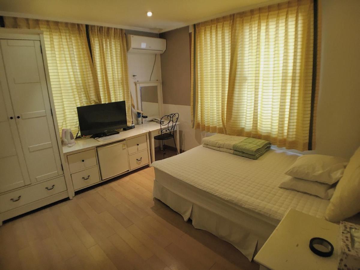 Hotel Good Inn Seogwipo Ngoại thất bức ảnh