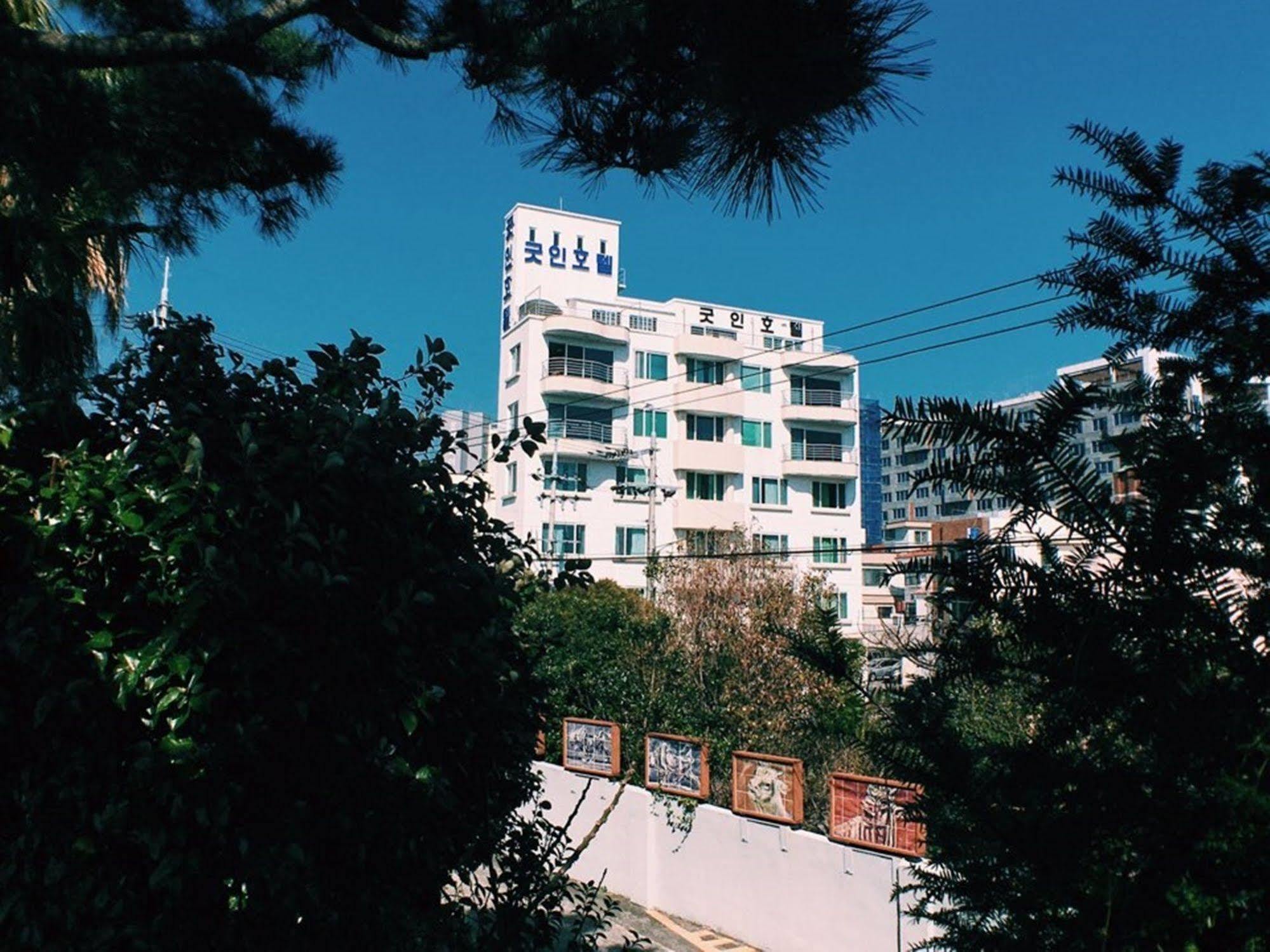 Hotel Good Inn Seogwipo Ngoại thất bức ảnh